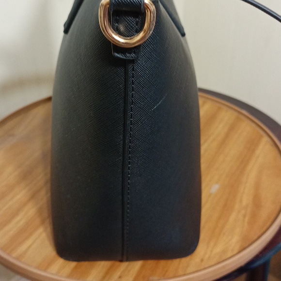 24oz Kate Spade black leather satchel with out shoulder strap - Picture 5 of 11